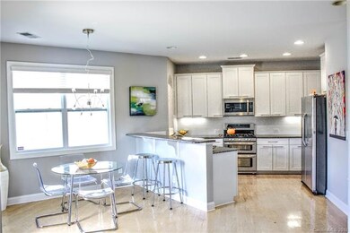 Kitchen / Breakfast Nook