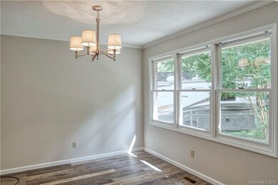 148 Eastwood Dr, Statesville, NC 28625 - photo 4