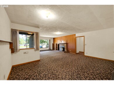 1331 G St, Springfield, OR 97477 - photo 6