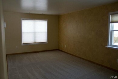 333 Avi Dr, Alburtis, PA 18011 - photo 2