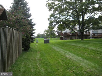 3752 Farmland Dr, Fairfax, VA 22033 - photo 7