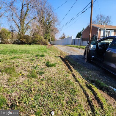 5508 Walker Mill Rd, Capitol Heights, MD 20743 - photo 2