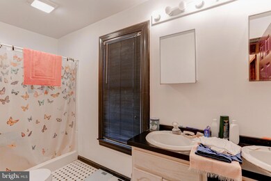 652 Market St, Lemoyne, PA 17043 - photo 6