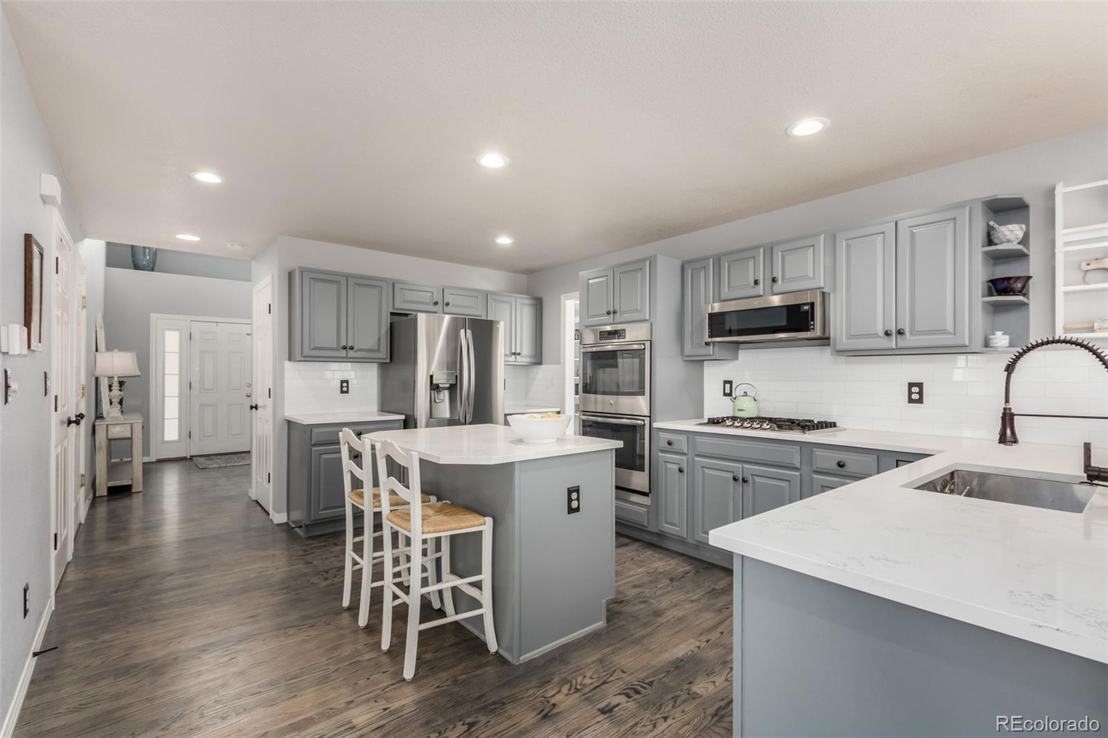 18160 E Caley Cir, Aurora, CO 80016 - photo 6