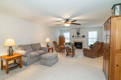 1460 Rocco Dr, Schenectady, NY 12303 - photo 6