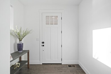 60109 SE Ruby Peak Loop, Bend, OR 97702 - photo 5