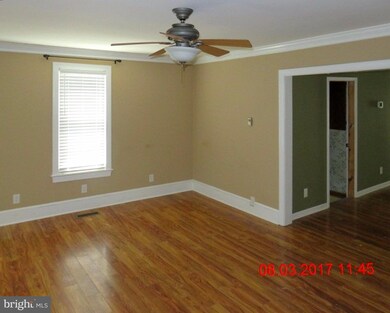 608 Main St, Sharptown, MD 21861 - photo 5