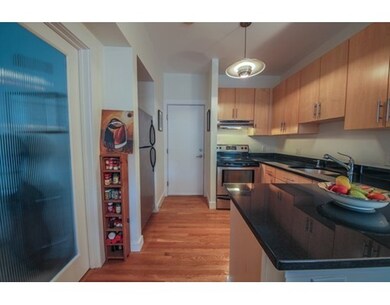 18 Centre St unit 403, Cambridge, MA 02139 - photo 4