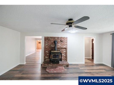 4722 Indiana Ave NE, Salem, OR 97305 - photo 6