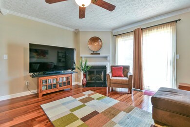 5637 Wigmore Dr-2