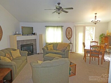 2058 NW Joshua Tree Ct, Redmond, OR 97756 - photo 6