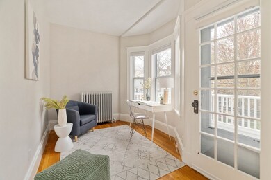 6 Oakland Ave unit 2, Somerville, MA 02145 - photo 3