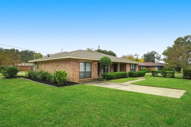 3203 Areba St, Houston, TX 77091 - photo 2