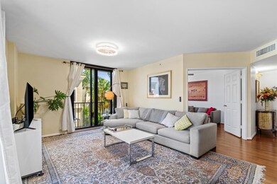 Tower Condominium at Cityplace unit 402, West Palm Beach, FL 33401 - photo 5