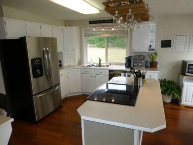 11122 Emily Ln SW, Olympia, WA 98512 - photo 2