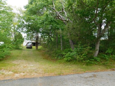 6 & 8 Acorn Ave, Wareham, MA 02571 - photo 3