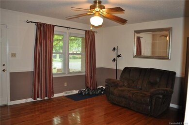 635 Springdale Rd, Statesville, NC 28677 - photo 6