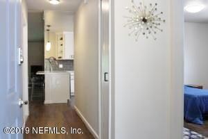 242 Aquarius Cir W, Jacksonville, FL 32216 - photo 2