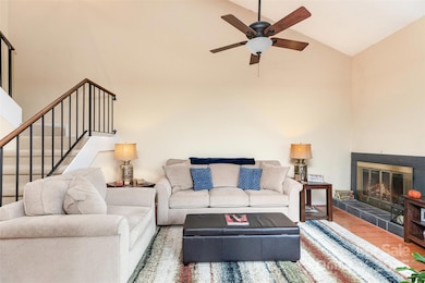 9712 Saint Vincent Ln, Charlotte, NC 28277 - photo 4