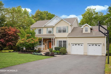 2 CAR GARAGE , OVERSIZED DRIVEWAY