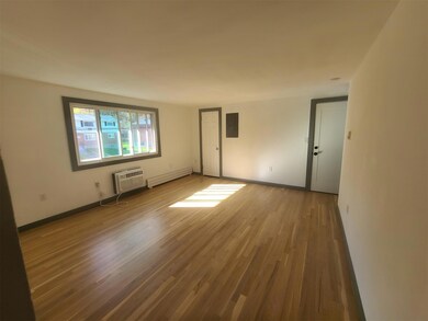 1404 Parr Lake Dr unit 14D, Newburgh, NY 12550 - photo 7