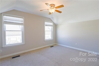 881 Valiant Dr unit 48, Statesville, NC 28677 - photo 6