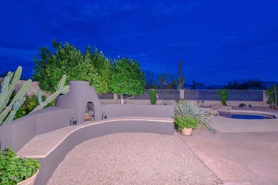 Night-Kiva Fireplace