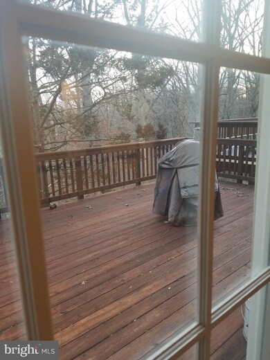 12039 Winding Creek Way, Germantown, MD 20874 - photo 4