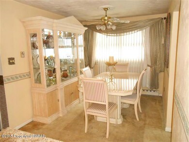 92 Welles St, Wilkes Barre, PA 18704 - photo 4