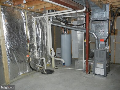 24 Jennifer Lynne Dr, Knoxville, MD 21758 - photo 5