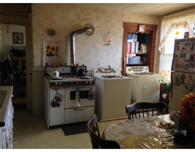 14 Hastings Ave, Worcester, MA 01606 - photo 5