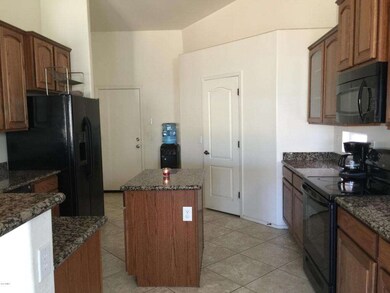 Kitchen 2
