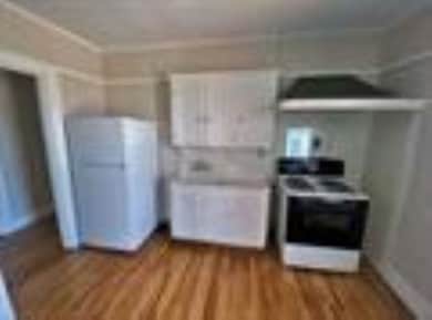 814 Center Apt H Ave, Bay City, MI 48708 - photo 6