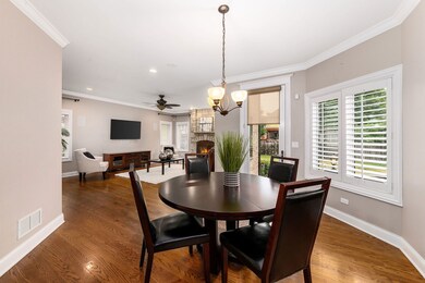 621 S Bryan St, Elmhurst, IL 60126 - photo 3