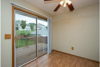 2434 SE 19th St, Des Moines, IA 50320 - photo 3