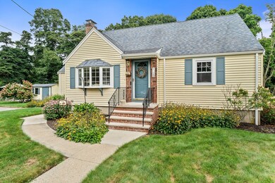 29 Blossom Ln, Weymouth, MA 02188 - photo 3