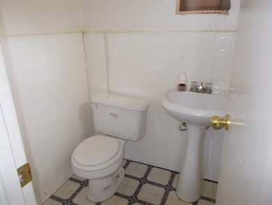 2604 Woodlawn Dr, Ennis, TX 75119 - photo 7