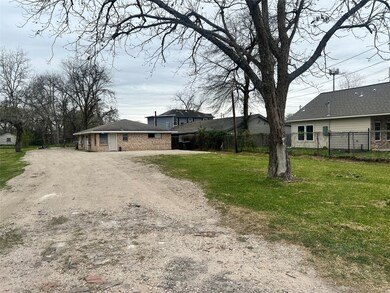 8713 Peachtree St unit 1, Houston, TX 77016 - photo 6