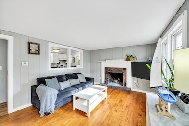 128 Lakeside Dr, Marstons Mills, MA 02648 - photo 5