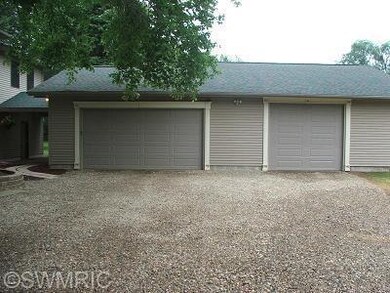 69791 Sunnyfield Rd, Sturgis, MI 49091 - photo 3