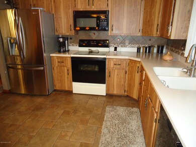 169 Circle Dr, Harding, PA 18643 - photo 3