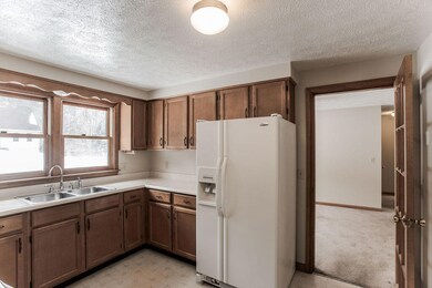 38 Fieldstone Ln, Sanford, ME 04073 - photo 4