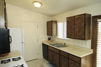 5801 Plaza Dr, Farmington, NM 87402 - photo 6