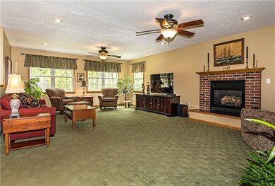 Spacious family room w/ fireplace