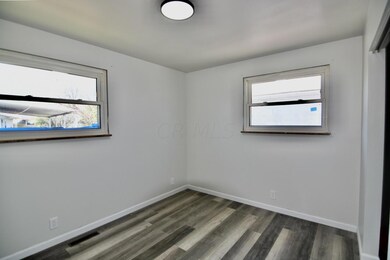 4114 Atlanta Dr, Columbus, OH 43228 - photo 7