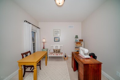 11121 Blade Crest Way, Louisville, KY 40291 - photo 7