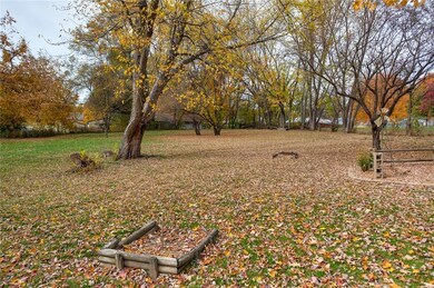 4200 SE 16th St, Des Moines, IA 50320 - photo 3