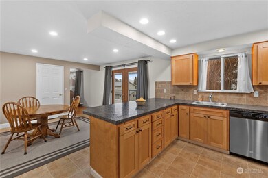 326 N James Ave, East Wenatchee, WA 98802 - photo 7