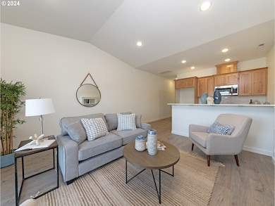 2366 Kingwood St, Forest Grove, OR 97116 - photo 5