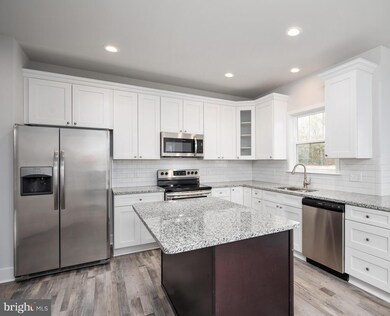 307 Falmouth Dr, Ruther Glen, VA 22546 - photo 3